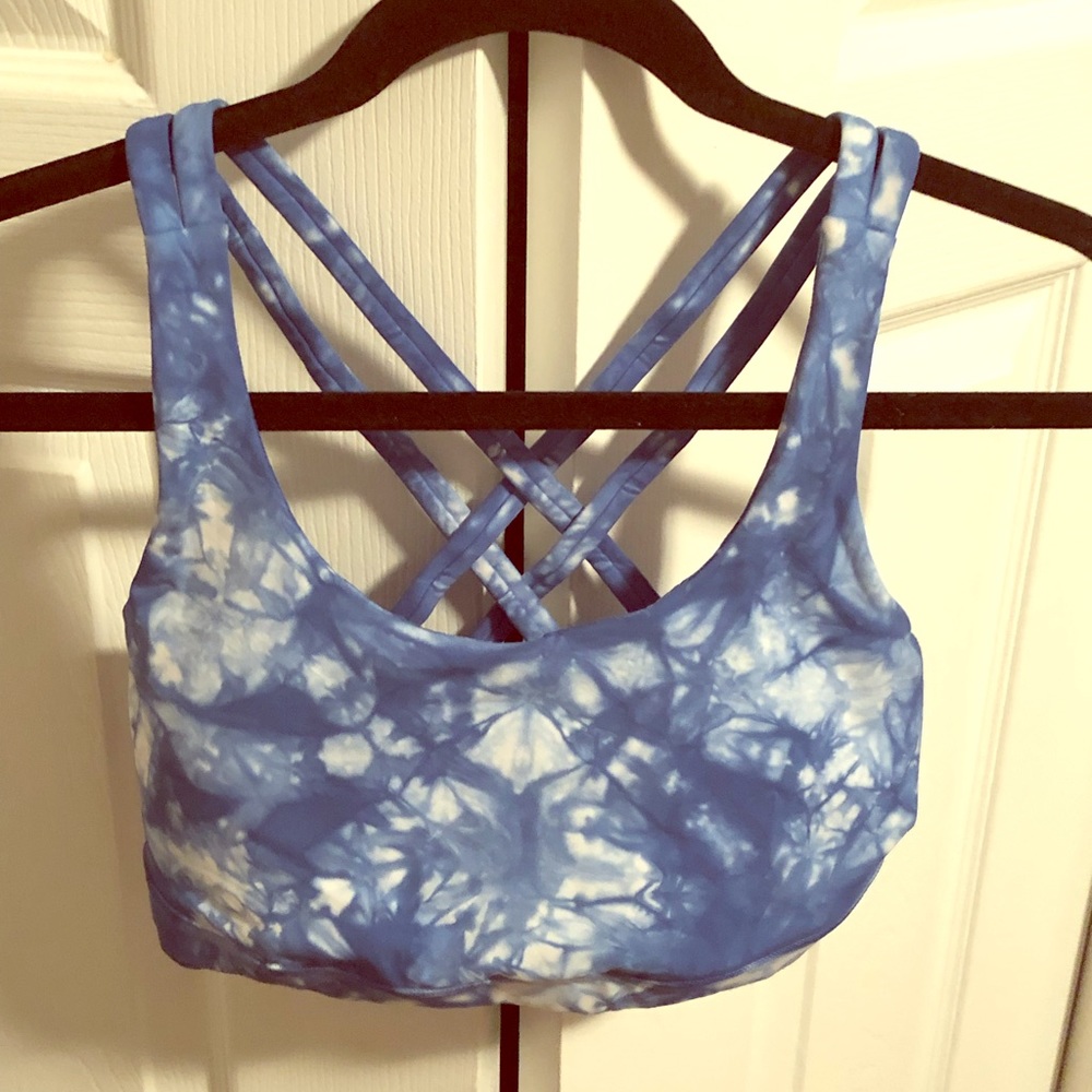 Lululemon “shivering” energy bra size 6